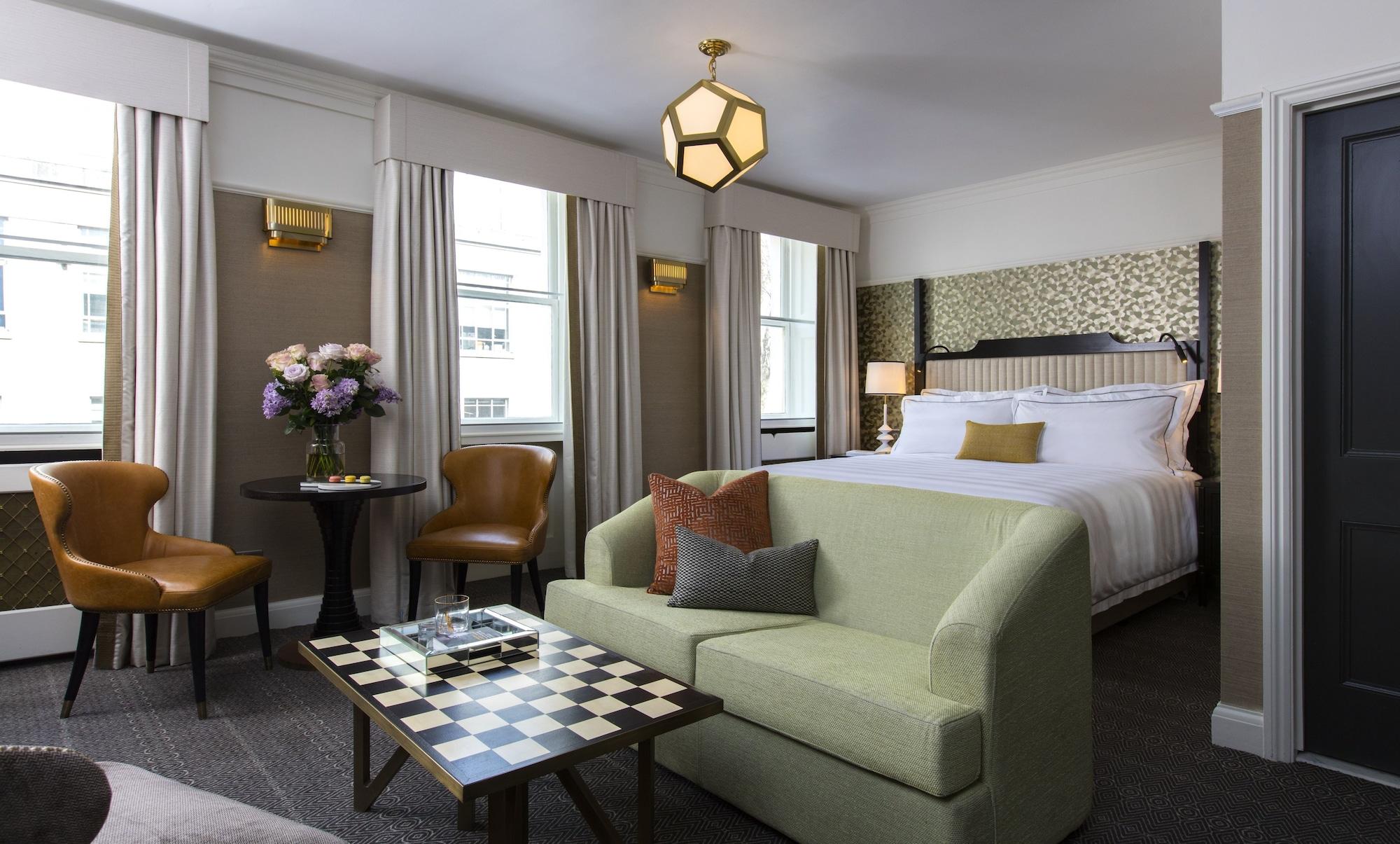 The Academy - Small Luxury Hotels Of The World London Luaran gambar A suite at the Hotel Commonwealth