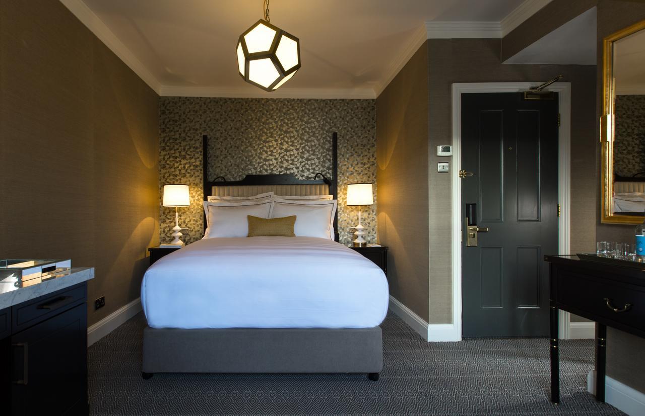 The Academy - Small Luxury Hotels Of The World London Luaran gambar A guest room at the Hotel Commonwealth