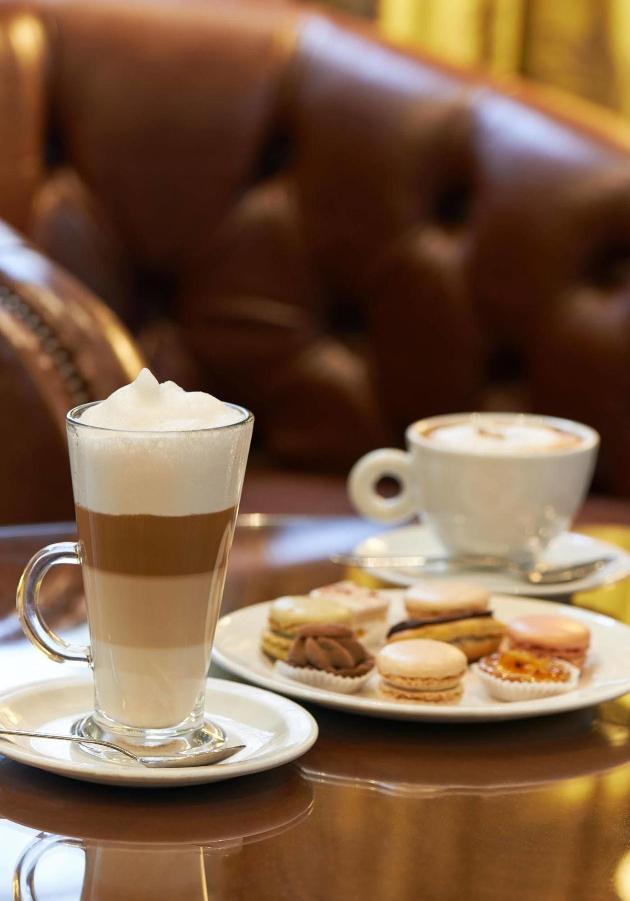 The Academy - Small Luxury Hotels Of The World London Luaran gambar Latte macchiato